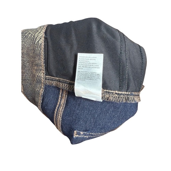 NWT CHICO'S Slimming Coated Ankle Girlfriend Pants Gold/Navy Croc Foul Size 0.5 - Picture 9 of 10